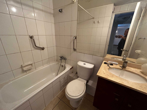Amplio Depto 64 M2, 2 Dorm, 2 Baños, Terraza (88584)