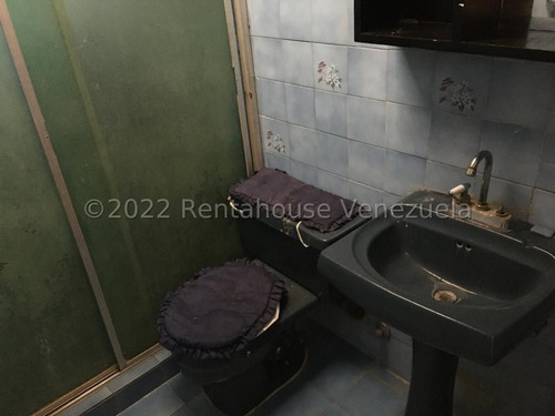 Imagen 19 de 25 de Casa A Solos 20 Metros De Av Libertadoren En Venta En Barquisimeto, Fundacíon Mendoza, Jose G. Lopez Tlf. 04145533925. Código 22-23256. Lara, Venezuela