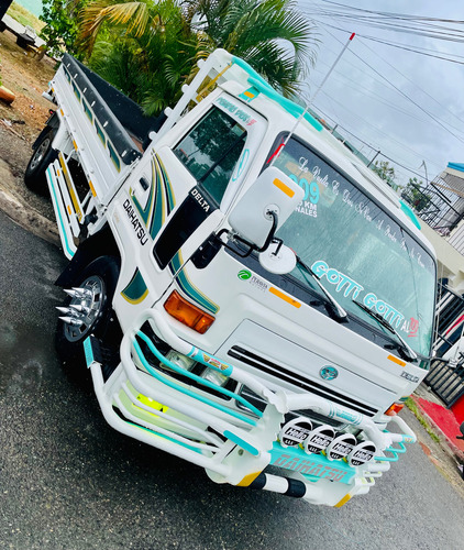 Daihatsu Delta 2009 Cama Larga Camion Nuevo Se Vende Oferta