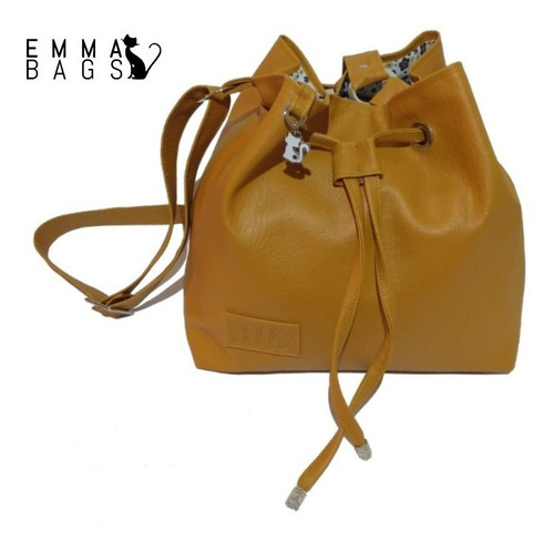 Bolso Mujer Mochila Color Negro Emma Bags Modelo Flower