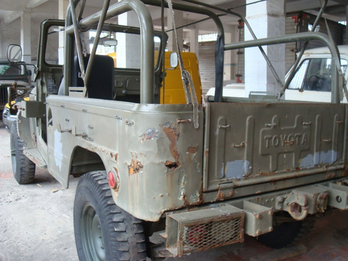 Imagem 4 de 15 de Jipe Militar Toyota Xingu Ano 98 Diesel Para Reforma Geral
