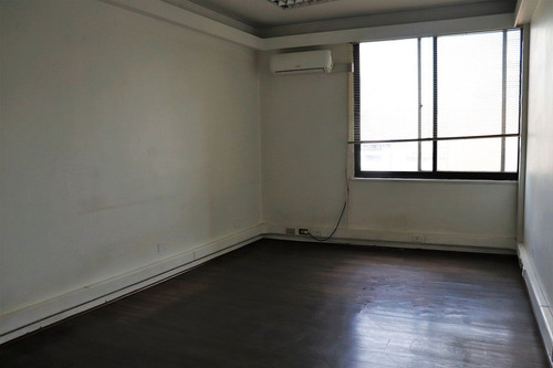 Ofi. En Arriendo En Santiago Frente A Palacio De La Moneda