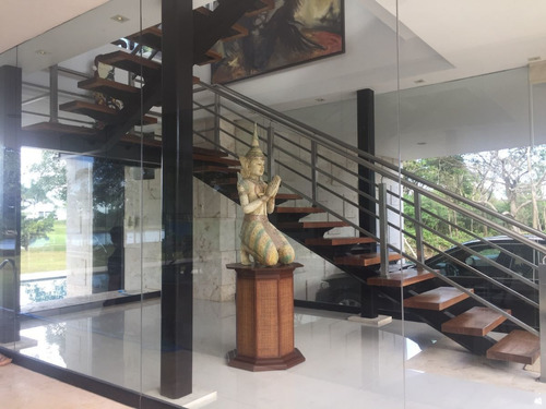 Imagen 4 de 30 de Casa En Venta En Yucatan Country Club Frente Al Hoyo 8 Y 18
