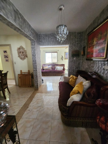 Exclusiva Casa En Venta En Roalva Ii, Hato Nuevo Manoguayabo.