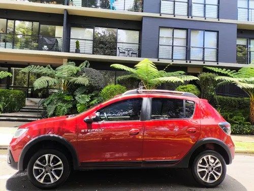 Renault Stepway 1.6 Dynamique / Intens Automática