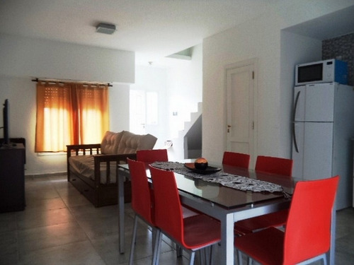 Imagen 6 de 10 de Duplex (4) De Tres Ambientes
