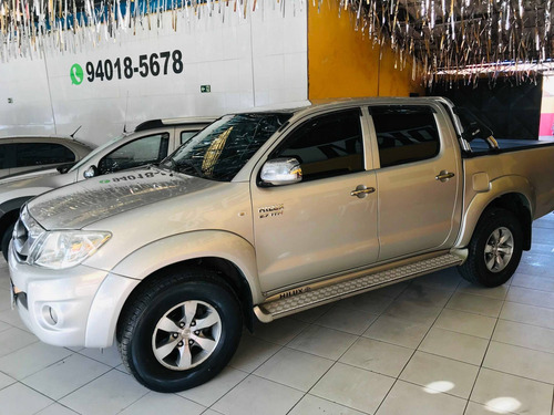 Imagem 1 de 10 de Toyota Hilux 2.7 Sr 4x2 Cd 16v Gasolina 4p Manual