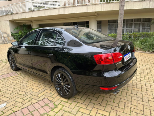 Volkswagen Jetta 2.0 Tsi Highline 4p