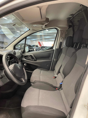 Imagen 6 de 14 de Peugeot Partner 2017 1.6 Hdi Maxi Mt