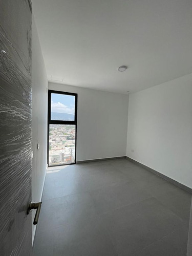 Venta De Penthouse En Cumbres 4to Sector