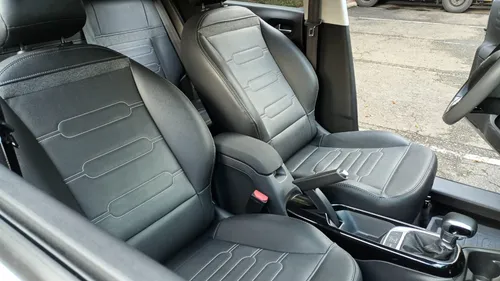 Citroën C4 Cactus 1.6 Shine Turbo Aut
