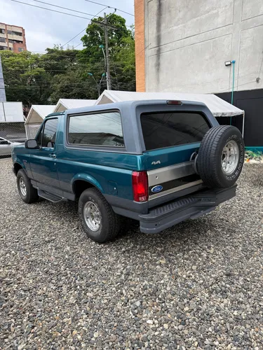 Ford Bronco 5.0 Xlt