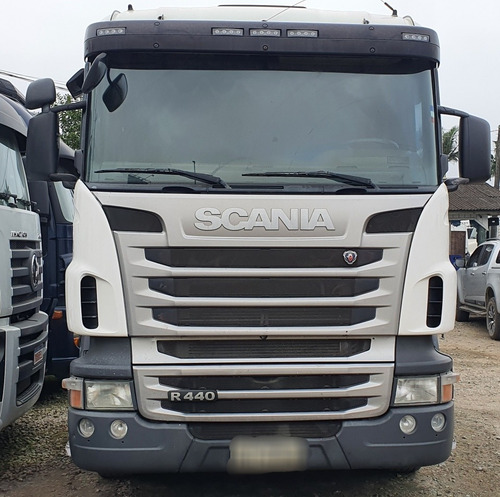 Imagem 3 de 8 de Scania R440 6x2 Opticruiser