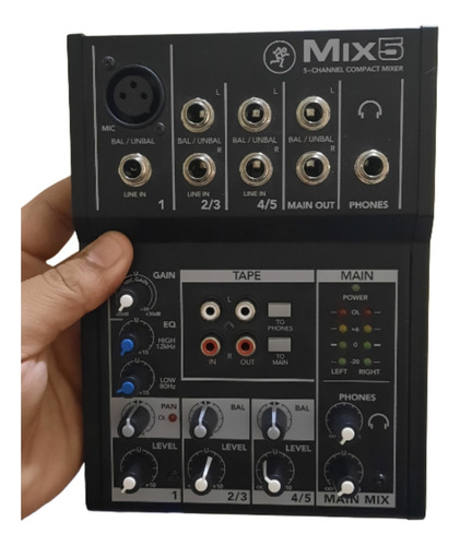 Consola Mackie Mix5 De Mezcla (Usado)