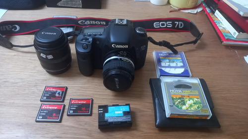  Canon Eos 7d Dslr + 24mm 2.8 + 50mm 2.5 Macro Y Accesorios