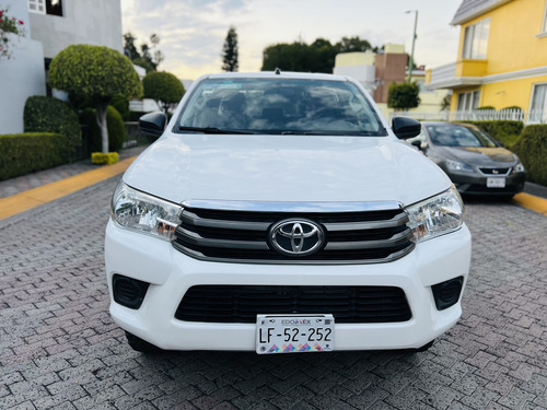 Toyota Hilux 2.7 Cabina Doble Mt