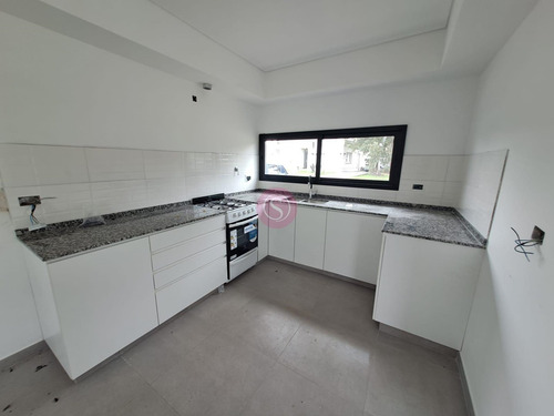 Casa En Venta En Manzanares Chico, Pilar, G.b.a. Zona Norte