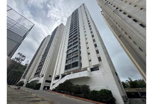 Apartamento En Venta El Cigarral De Oportunidad