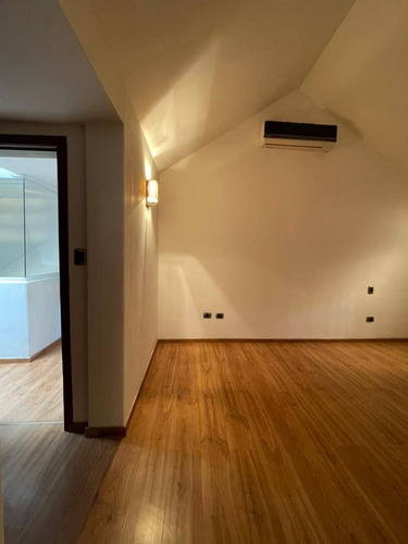 Imagen 23 de 25 de Town House En Venta Naguanagua. Claudia Quintero.