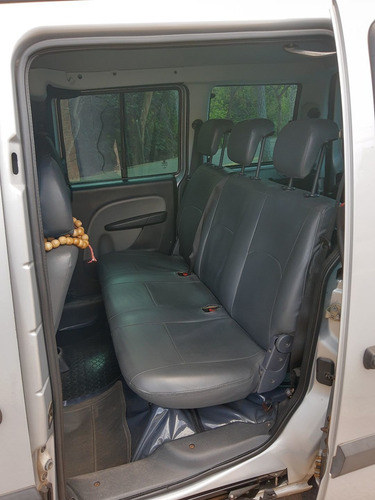 Fiat Doblo 2014 1.8 16v Essence Flex 5p