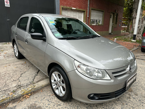 Volkswagen Voyage 1.6 Highline Imotion