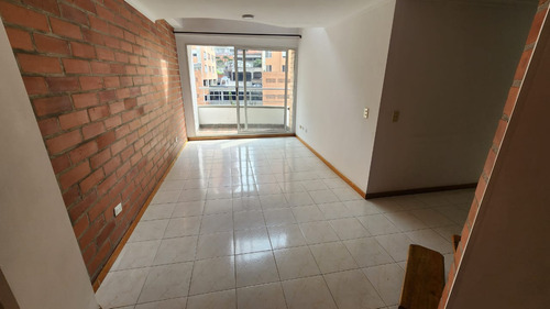 Apto Duplex 110m2 Parqueadero Y Cuarto Útil 