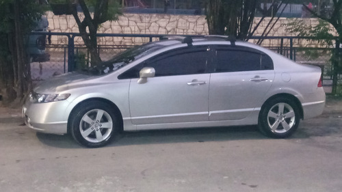 Honda Civic 1.8 Exs Flex Aut. 4p