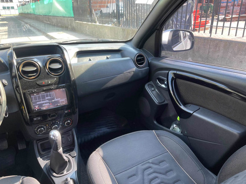 Imagen 9 de 12 de Renault Duster 2015 1.6 Ph2 4x2 Privilege 110cv