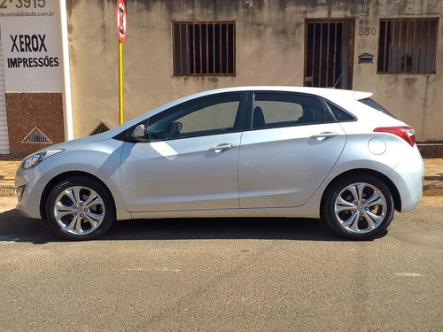 Imagem 2 de 8 de I30 New