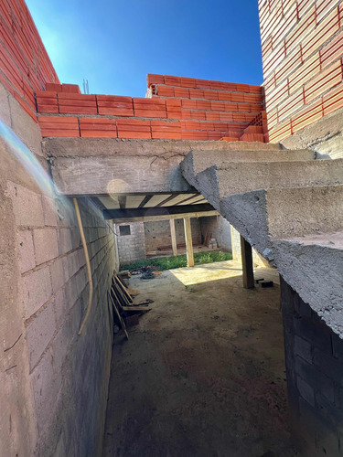 Casa Em Finalização De Construção Aceito Carro Como Entrada