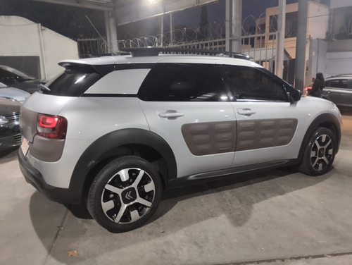Citroën C4 Cactus SHINE 1.6 THP