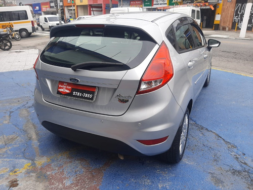 Imagem 6 de 10 de Ford Fiesta 2014 1.5 S Flex 5p