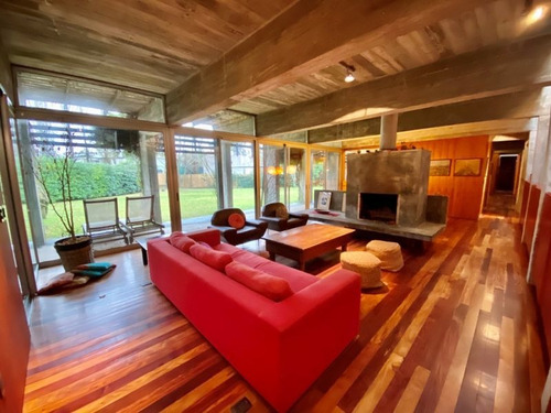 Venta De Casa 4 Dormitorios En La Arbolada, Punta Del Este