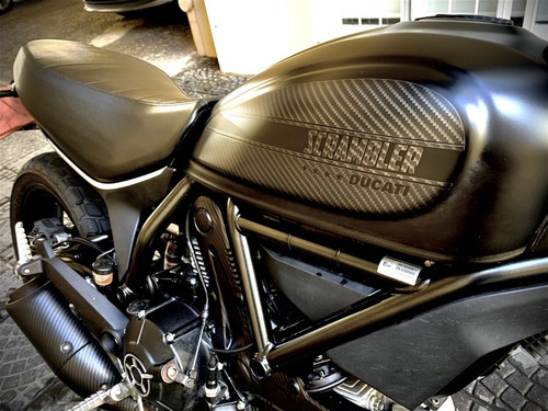 Ducati Scramble 400 Sixty 2 Carbon 1* Mano Impecable