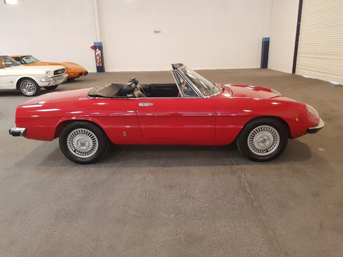 Imagen 8 de 21 de Alfa Romeo Spider 2.0 (1974) - Macomeclassic
