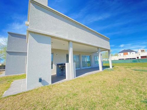 Casa En Barrio Cerrado Haras Del Sur 3