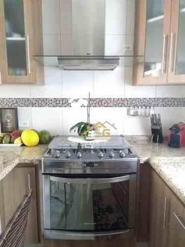 Imagem 11 de 30 de Sobrado Com 3 Dormitórios À Venda, 107 M² Por R$ 650.000,00 - Marmeleiro - Mairinque/sp - So0053