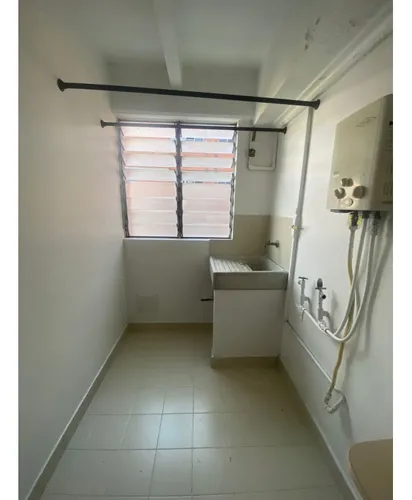 Venta Apartamento Para Inversión Parte Baja Los Bernal, Medellin
