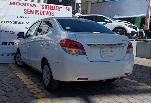 Dodge Attitude 1.2 Se At