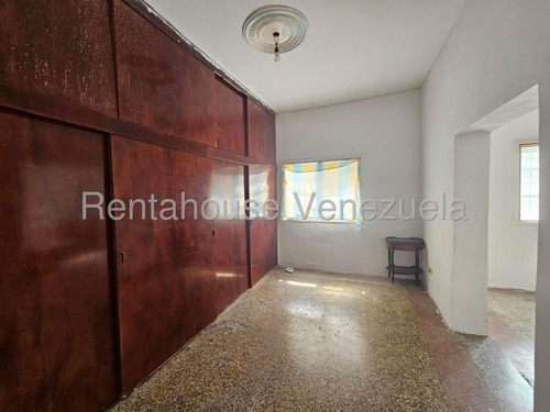 Ana Torres. Terreno En Casa En Venta 2517467 En San Bernardino