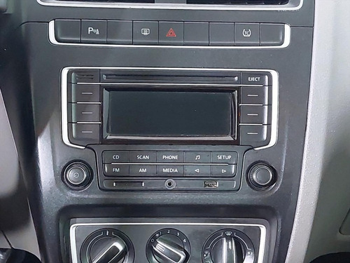 Imagem 15 de 15 de 150358 - Volkswagen Fox 2015 Com Garantia