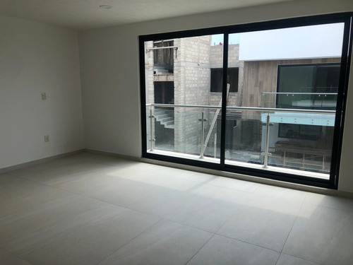Venta De Casa En Metepec, En El Residencial Amalfi