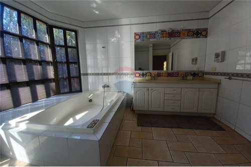 Las Brisas De Chicureo 7 Dormitorios