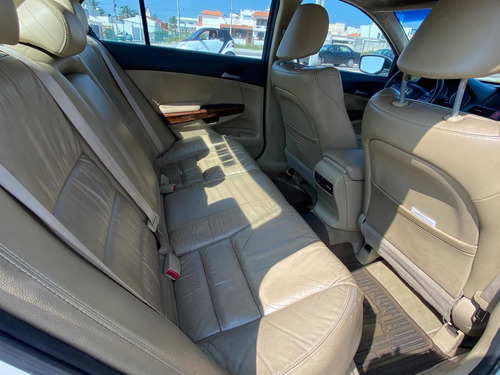 Imagen 10 de 12 de Honda Accord 2011 2.4 Ex Sedan L4 Piel Abs Cd Mt
