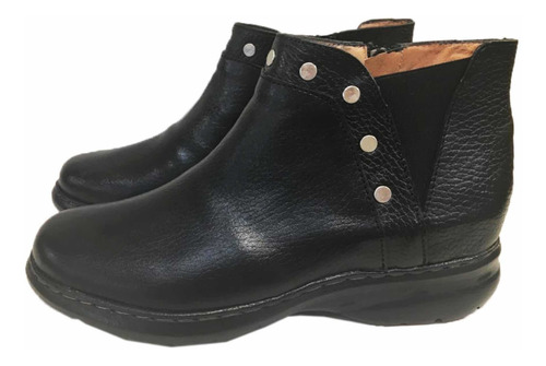 Imagen 2 de 3 de San Crispino Botas Negras Con Tachas 4036