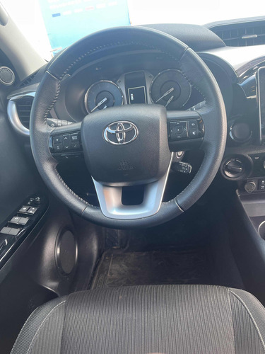 Toyota Hilux 2.8 Cd Srv 177cv 4x4 At