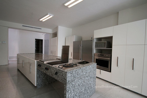 Casa Nueva De Lujo Colinas De San Javier En Venta