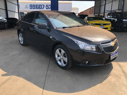 Imagem 4 de 13 de Chevrolet Cruze 1.8 Lt 16v Flex 4p Automático