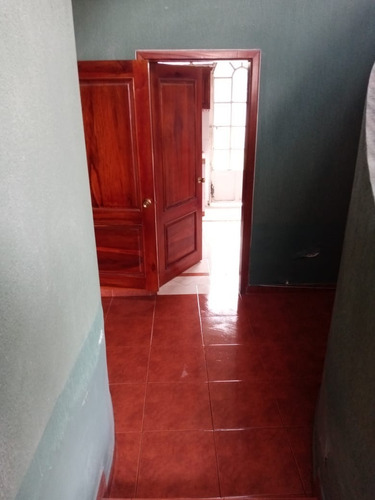 Imagen 5 de 16 de Casa Doble Con 3 Dormitorios Principales Y 3 Baños + Casa De Servicio Con Habitacion Sala Y Baño