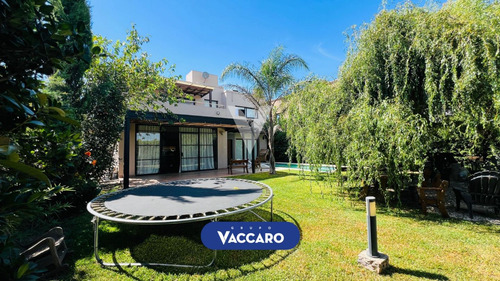 Casa En Venta 5 Ambientes Haras Maria Victoria